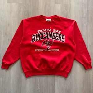 Vintage 90s Lee Sport Tampa Bay Buccaneers NFL Crewneck Sweatshirt USA XL
